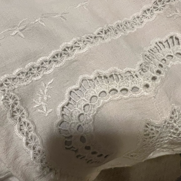 Mango Linen Sleeveless top with exquisite details and design - Picture 6 of 7